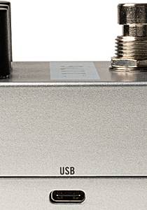 Universal Audio 1176 Studio CompressorのUSBポート