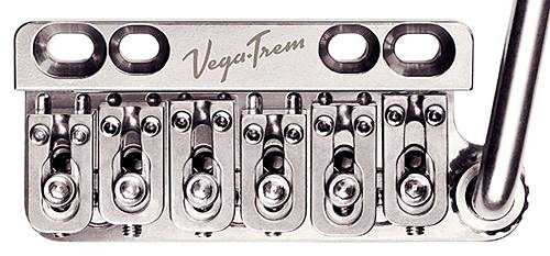 Vega-Trem VT1 Ultra Tremは軽量でスムーズな動きが特徴のトレモロ